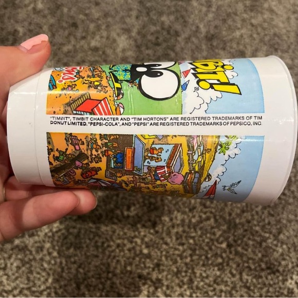 VTG  Tim Hortons Find Timbits Plastic Cup Pepsi Beach Sweetheart - Picture 7 of 7